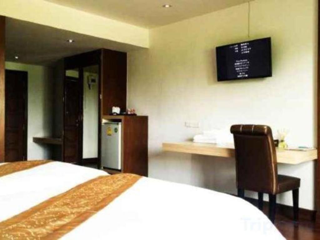 סקון נקהון Nh Elegant Hotel מראה חיצוני תמונה