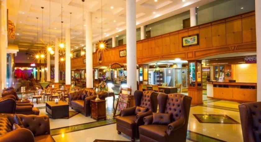 סקון נקהון Nh Elegant Hotel מראה חיצוני תמונה
